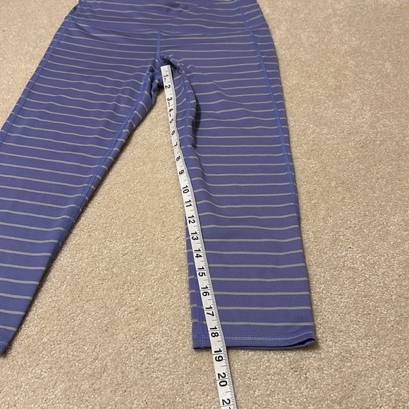 Athleta lavender and gray striped capri leggings size S - Picture 7 of 10